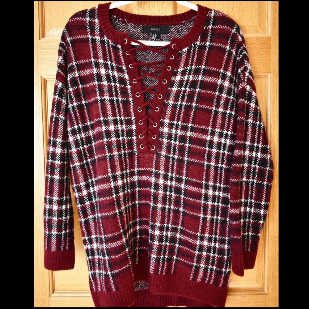 Forever 21 long sweater w/ cross tie v-neck